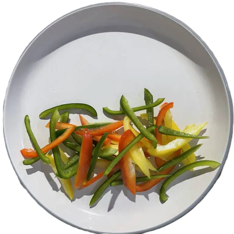 sliced peppers.webp